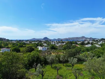 Yalıkavak Marina'sına Beş Dakika Uzaklıkta Deniz Manzaralı Modern Ev